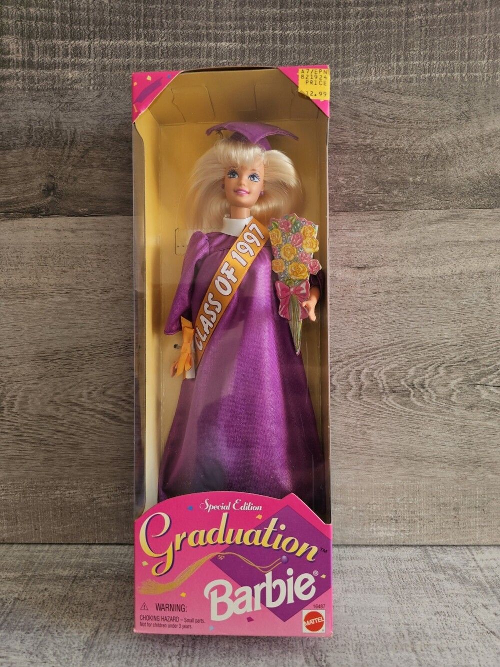 Barbie Doll Class of 1997 Graduation Barbie Special Edition #16487 NRFB MIB New